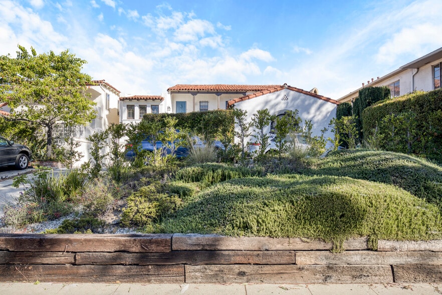 5815 W Olympic Blvd, Los Angeles, CA for sale - Building Photo - Image 3 of 35