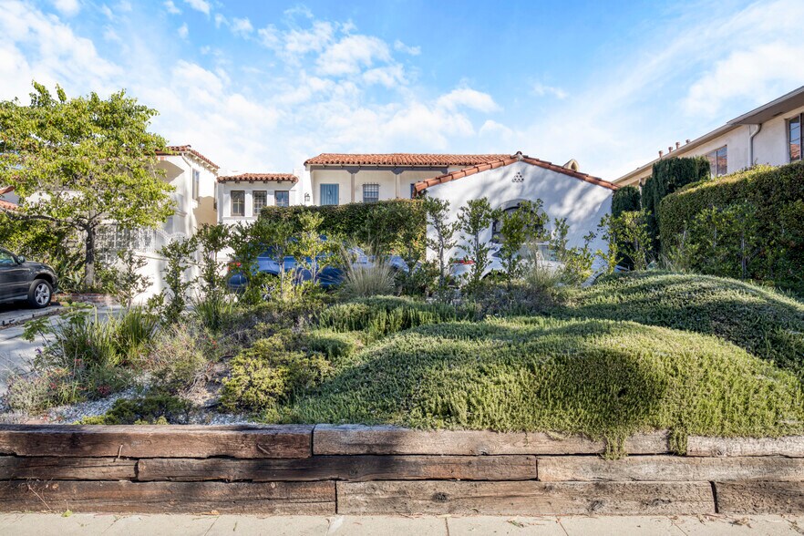 5815 W Olympic Blvd, Los Angeles, CA à vendre - Photo du bâtiment - Image 3 de 35