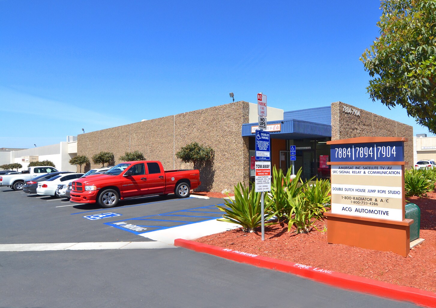 7914-7924 Ronson Rd, San Diego, CA à louer Photo principale- Image 1 de 14