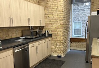 200 Adelaide St W, Toronto, ON for lease Interior Photo- Image 2 of 13