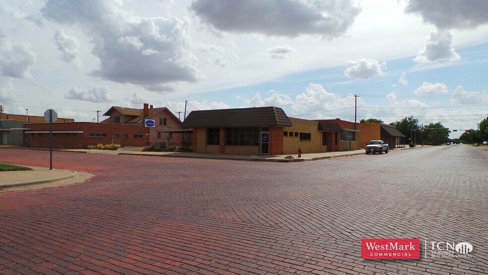 629 Baltimore St, Plainview, TX à louer - Photo du bâtiment - Image 2 de 17