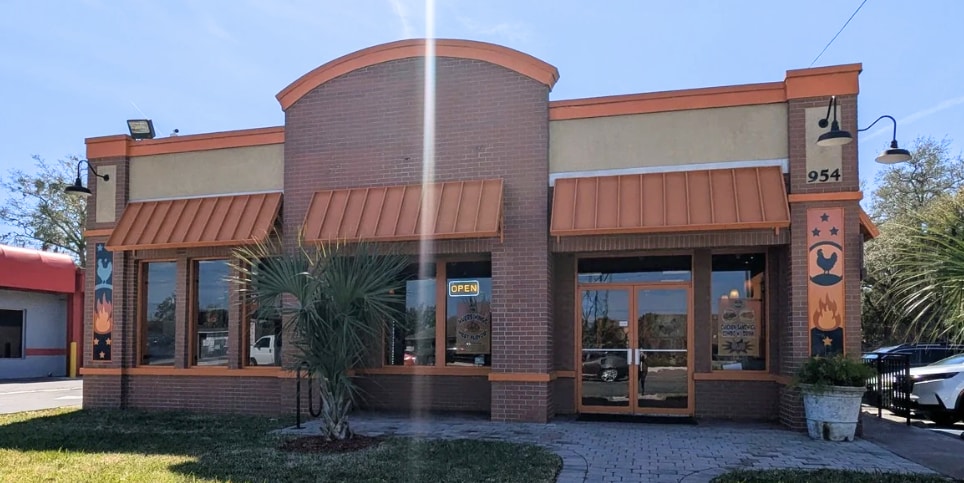 954 E Altamonte Dr, Altamonte Springs, FL for lease Building Photo- Image 1 of 9