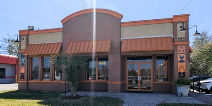 954 E Altamonte Dr, Altamonte Springs, FL for lease Building Photo- Image 1 of 9