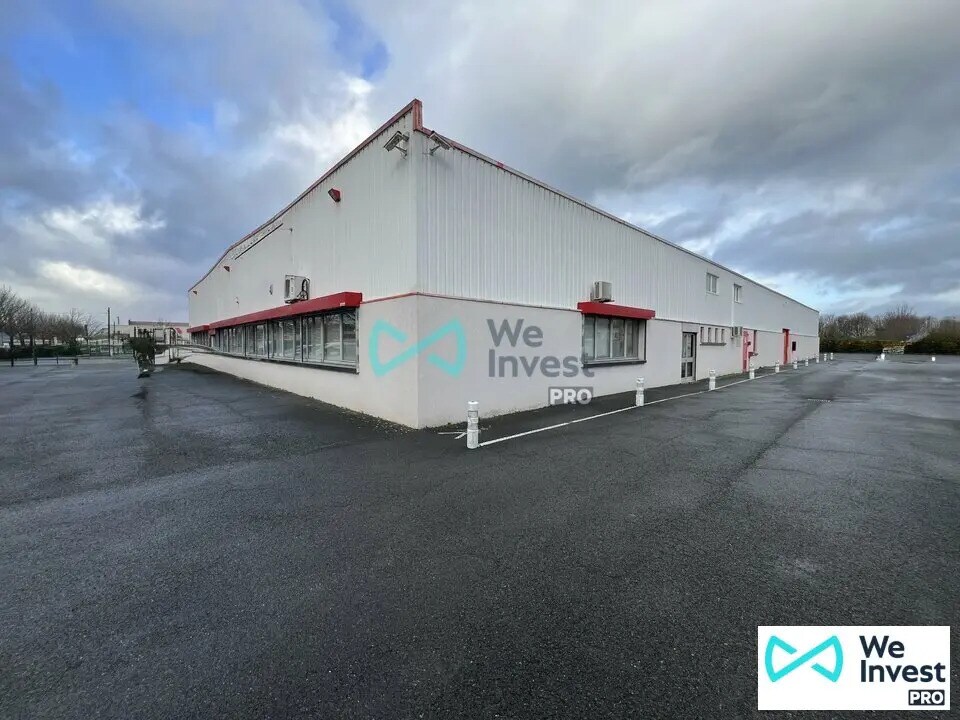 Retail in Reims for lease Building Photo- Image 1 of 8