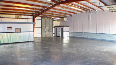 2051 Starkey Rd, Largo, FL for lease Interior Photo- Image 2 of 7