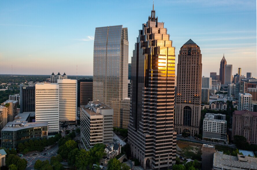 1230 Peachtree St NE, Atlanta, GA à louer - Photo du bâtiment - Image 1 de 9