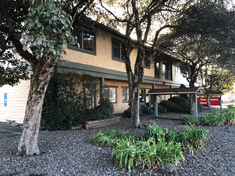 170 E Cotati Ave, Cotati, CA à vendre - Photo du bâtiment - Image 1 de 11