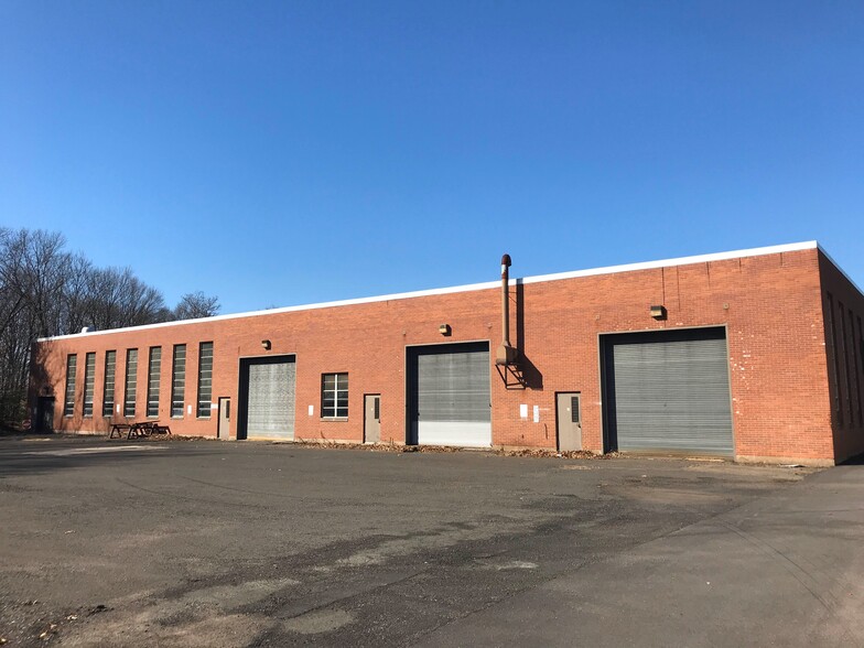 251 Freestone Ave, Portland, CT for sale - Building Photo - Image 2 of 54