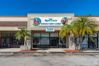 2601-2675 S Military Trl, West Palm Beach, FL à louer Photo du bâtiment- Image 1 de 8