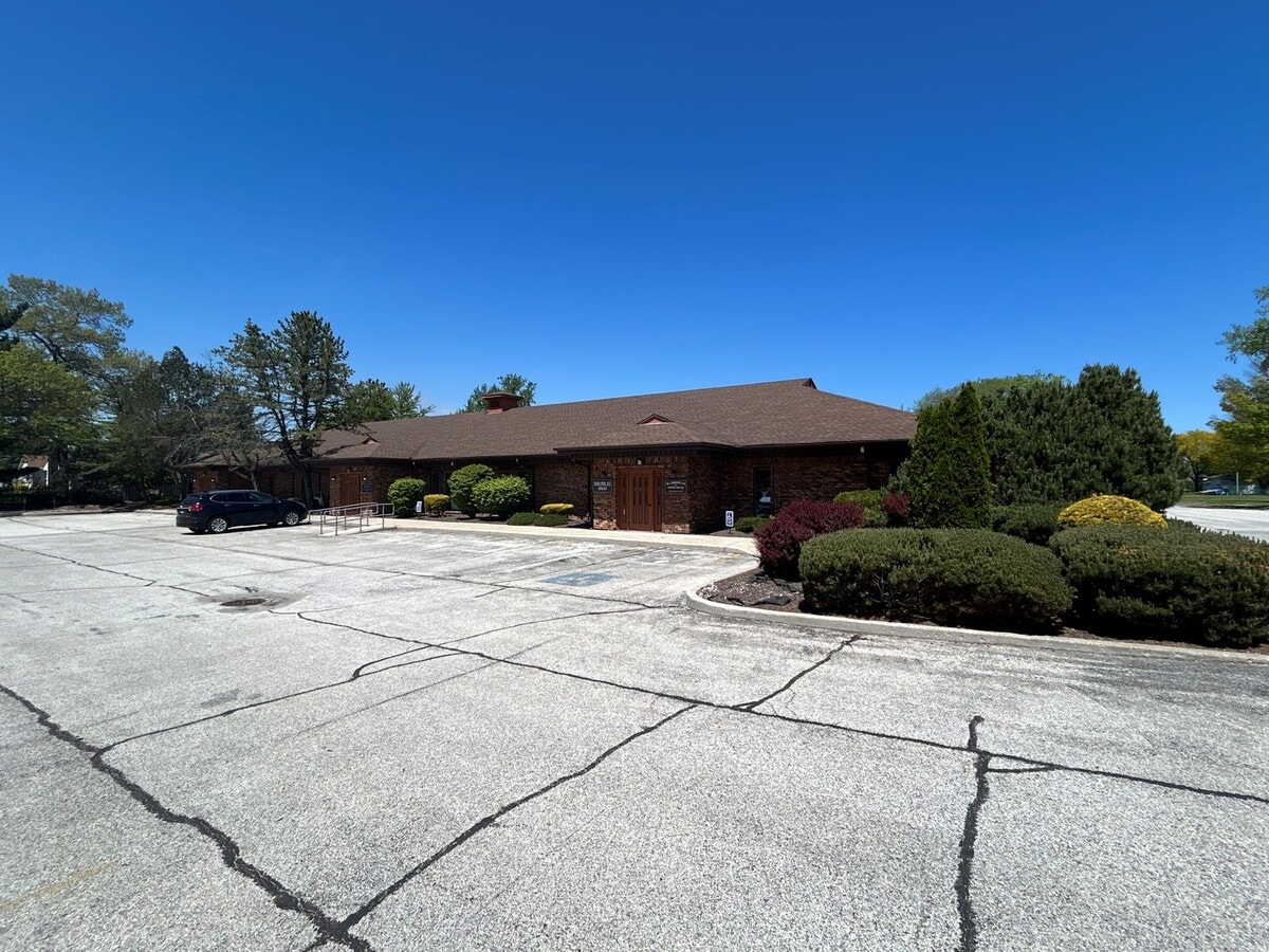 3641 Ridge Rd, Highland, IN 46322 - Unit 1 - - Interior Photo - Image 1 of 13