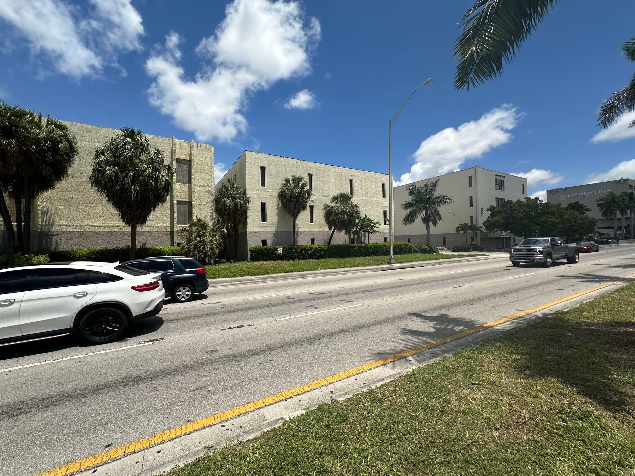 6501 NW 36th St, Miami, FL à vendre Photo du bâtiment- Image 1 de 9