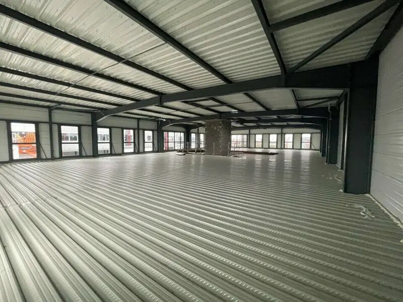 Office in Vaulx-en-Velin for lease Building Photo- Image 1 of 11