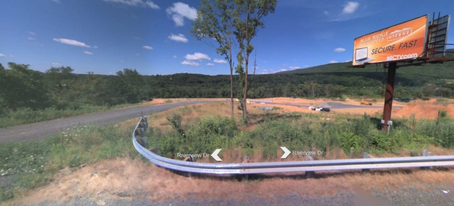 1141 Riverview Dr, Walnutport, PA à vendre Photo du bâtiment- Image 1 de 5