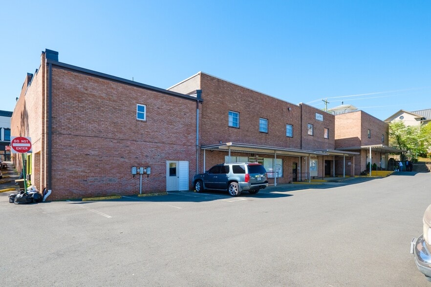 111-113 E Main St, Orange, VA for lease - Building Photo - Image 1 of 7