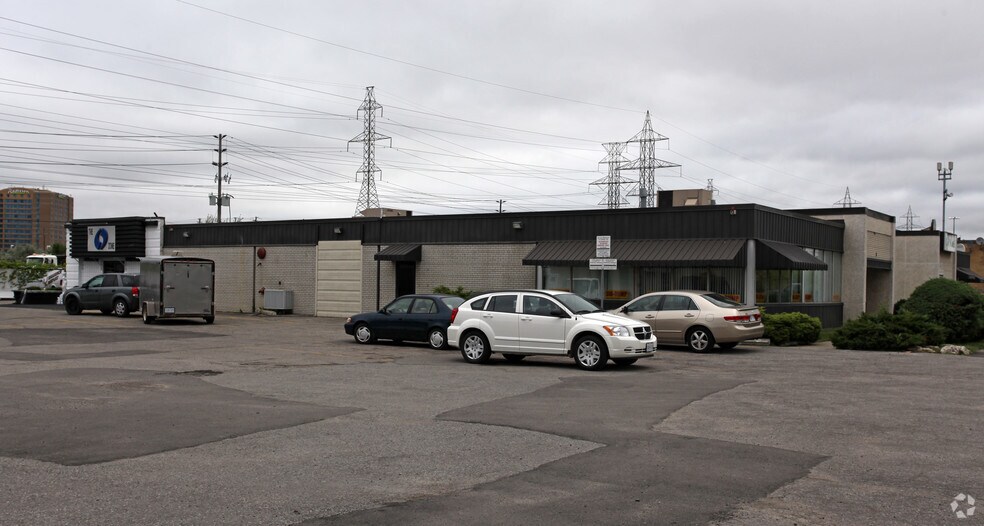 36 Meteor Dr, Toronto, ON à vendre - Photo principale - Image 1 de 1