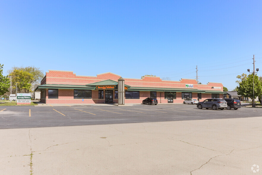 846 E Grand River Ave, Howell, MI for lease - Building Photo - Image 1 of 2