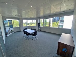 950 Great West Rd, Brentford for lease Interior Photo- Image 2 of 9