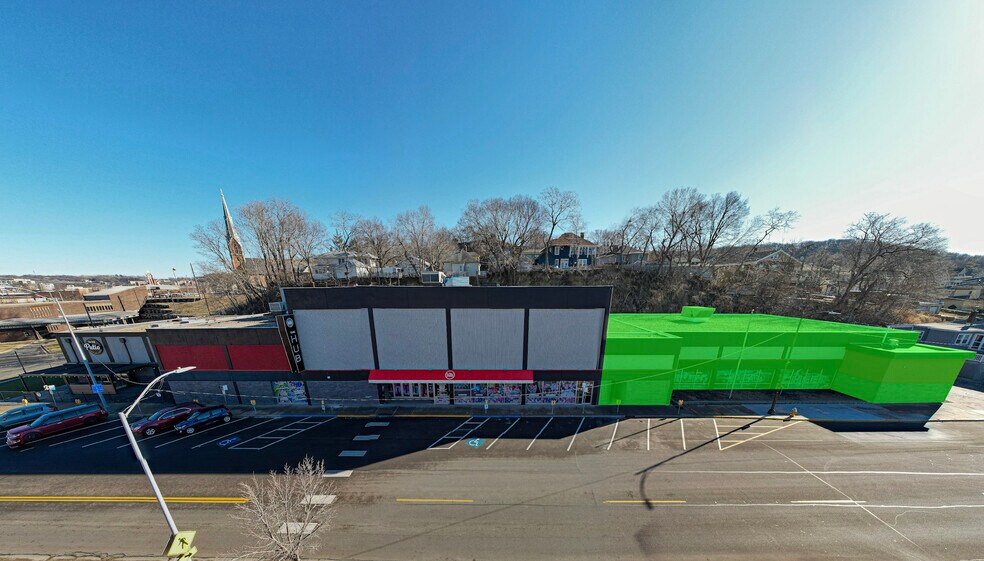 7 S 4th St, Council Bluffs, IA à louer - Photo du bâtiment - Image 3 de 35