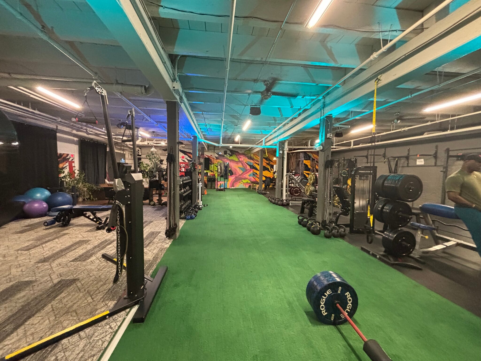 165-167 Bow St, Everett, MA à louer Photo intérieure- Image 1 de 2