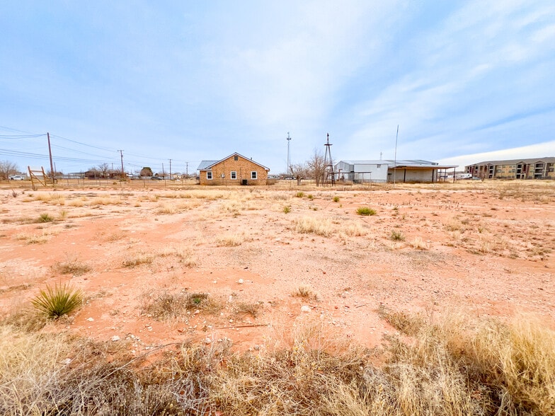 1707 W Francis Ave, Midland, TX à vendre - Photo du bâtiment - Image 2 de 31