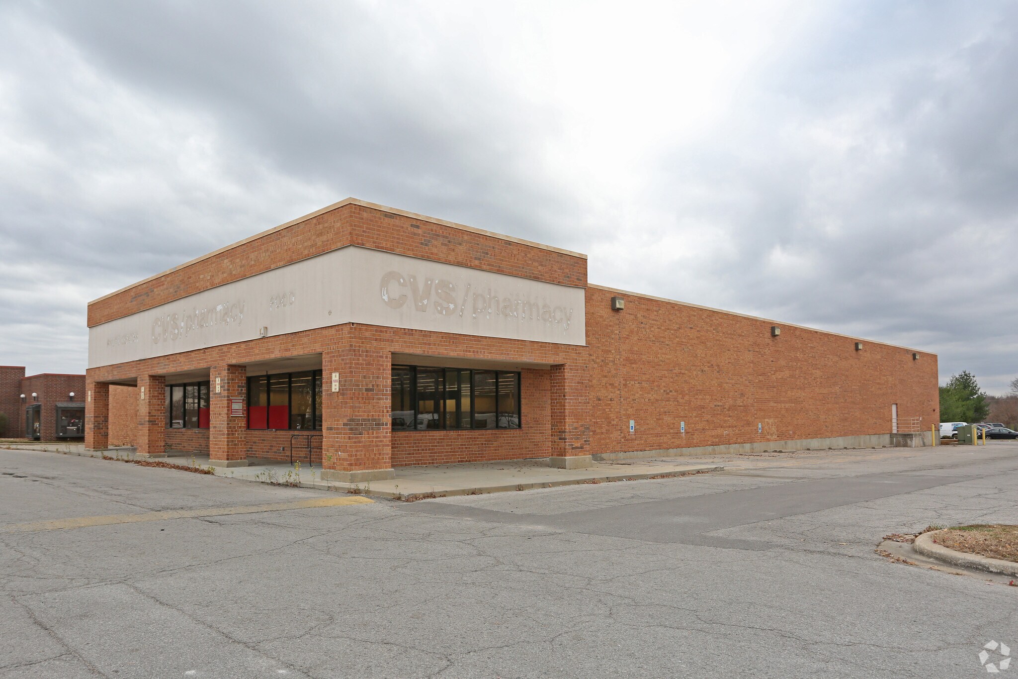 2011 E Santa Fe St, Olathe, KS à louer Photo du bâtiment- Image 1 de 3
