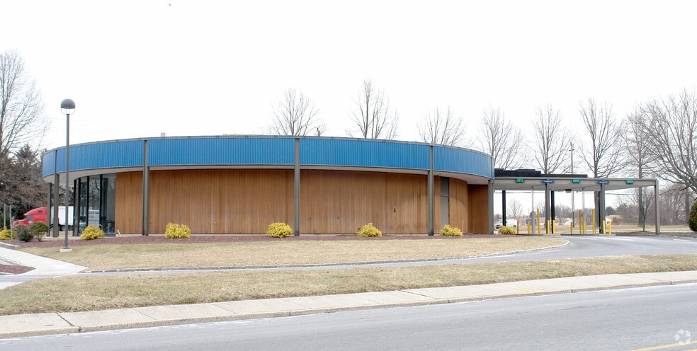 620 E Rt 33, Hightstown, NJ for sale - Building Photo - Image 2 of 15