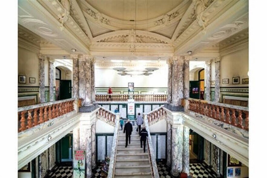 418 Main St, Alexandria à vendre - Photo du bâtiment - Image 3 de 7