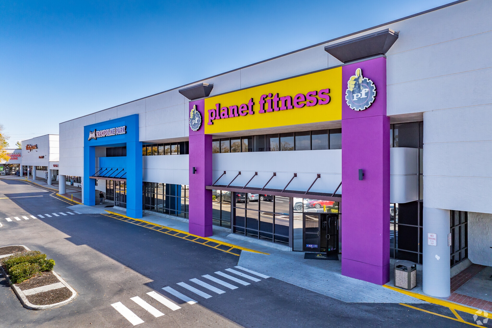 11146-11170 Spring Hill Dr, Spring Hill, FL for lease Primary Photo- Image 1 of 3