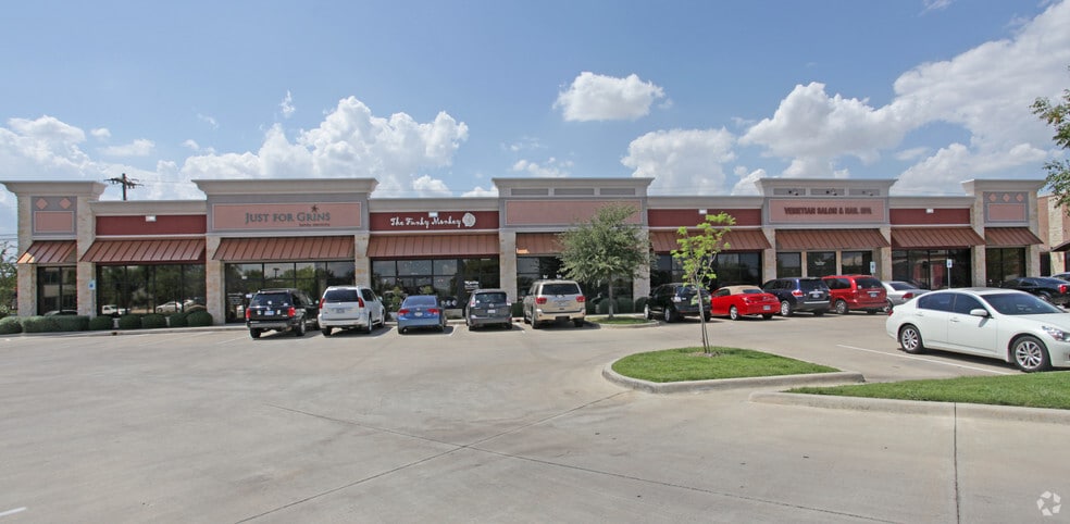 681 S Main St, Keller, TX for lease - Building Photo - Image 2 of 3