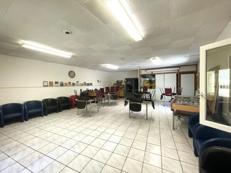 Bureau dans Marseille à louer - Photo du bâtiment - Image 3 de 6