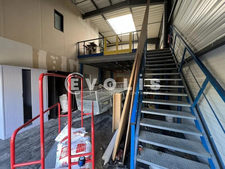 8 Impasse Du 24 Août 1944, Corbas à louer - Photo intérieure - Image 3 de 54