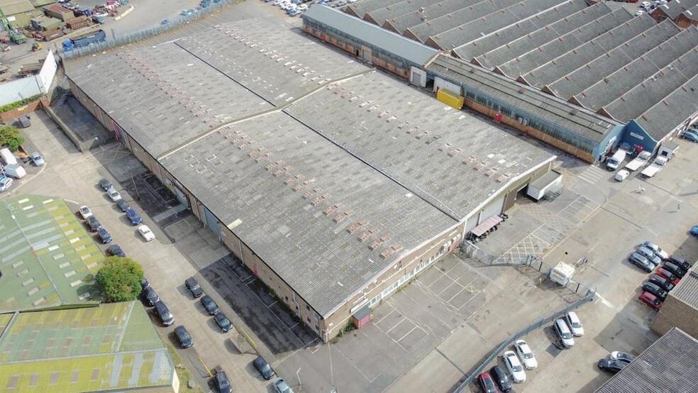 24 Salter St, Londres à louer - Photo du bâtiment - Image 3 de 9