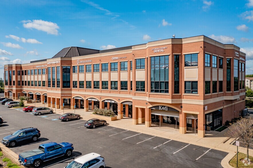 161 Fort Evans Rd NE, Leesburg, VA à louer - Photo du bâtiment - Image 3 de 8