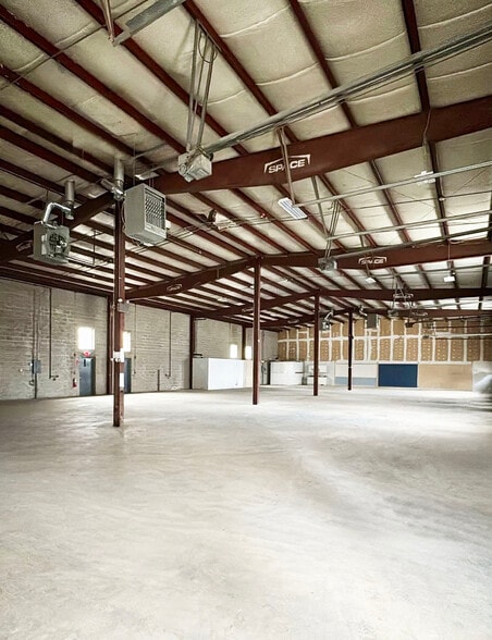 140 Washington St, Foxborough, MA for lease - Interior Photo - Image 2 of 7