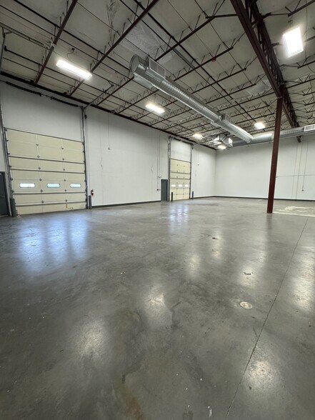 1426 E 3rd Ave, Kennewick, WA à louer - Photo du bâtiment - Image 3 de 9