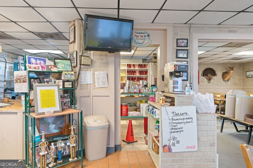 101 Main st, Irwinton, GA à vendre - Photo du bâtiment - Image 2 de 15