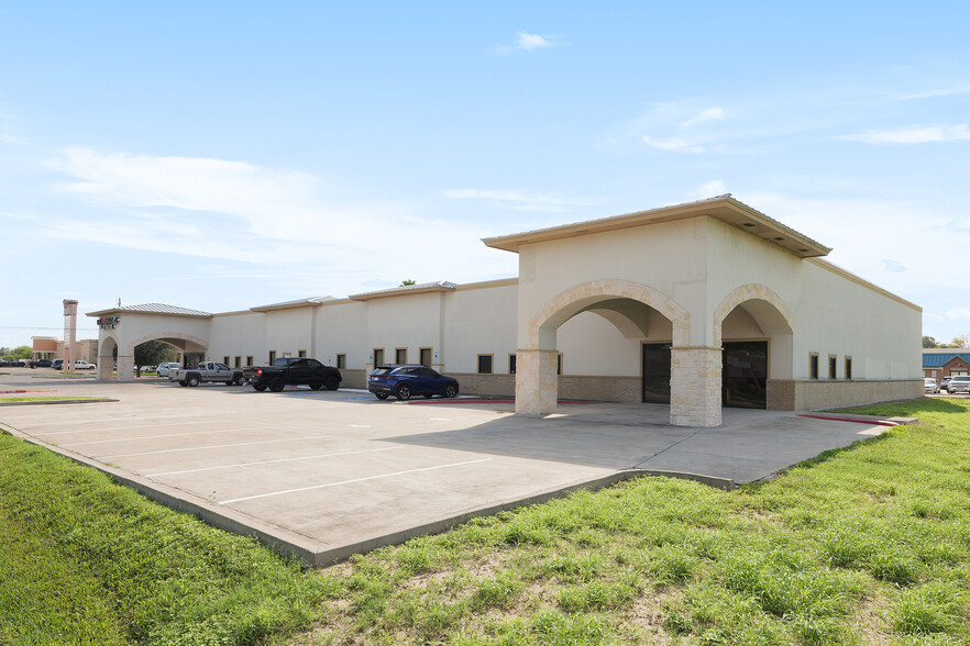 2000 S Cynthia St, McAllen, TX à vendre - Photo du bâtiment - Image 1 de 1