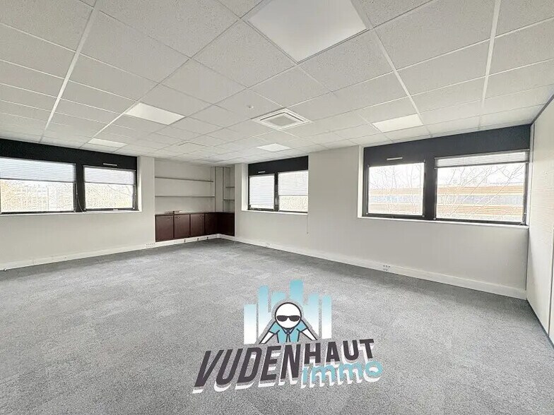 Office in Toulouse for lease - Interior Photo - Image 3 of 9