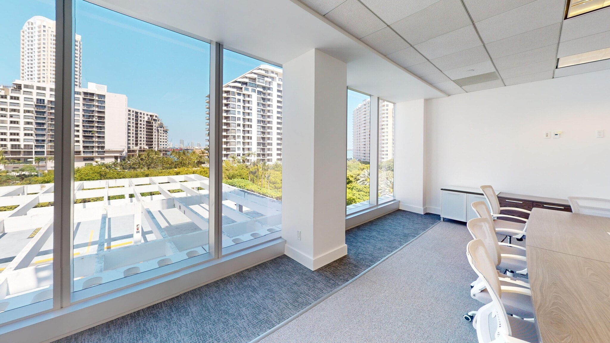 501 Brickell Key Dr, Miami, FL for lease Building Photo- Image 1 of 4