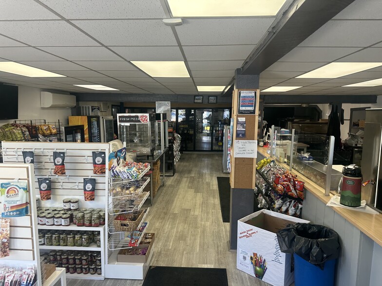 2 Chadbourne Rd, Standish, ME for sale - Building Photo - Image 2 of 10