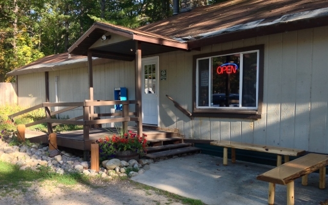 10905 High Bluffs Dr, Cheboygan, MI for sale Primary Photo- Image 1 of 1