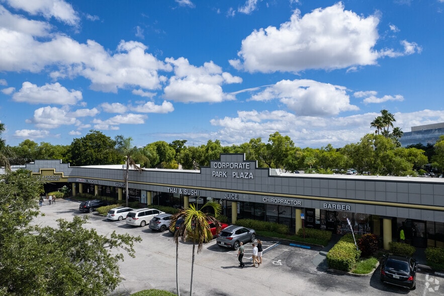 6300-6350 N Powerline Rd, Fort Lauderdale, FL for lease - Building Photo - Image 1 of 21