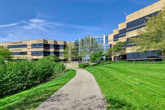 Plus de détails pour 544 Lakeview Pkwy, Vernon Hills, IL - Bureau à louer