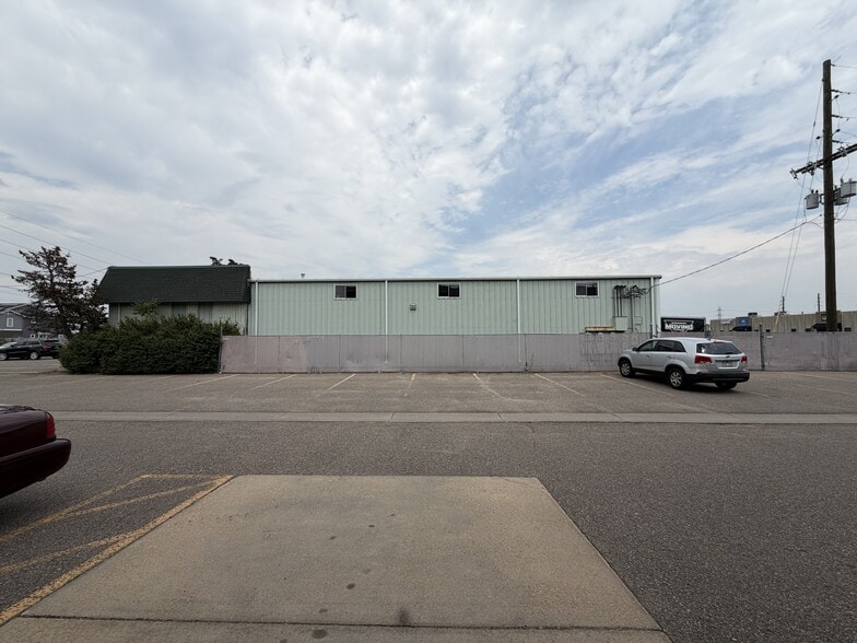 1942-1950 S Quebec St, Denver, CO for lease - Building Photo - Image 3 of 6
