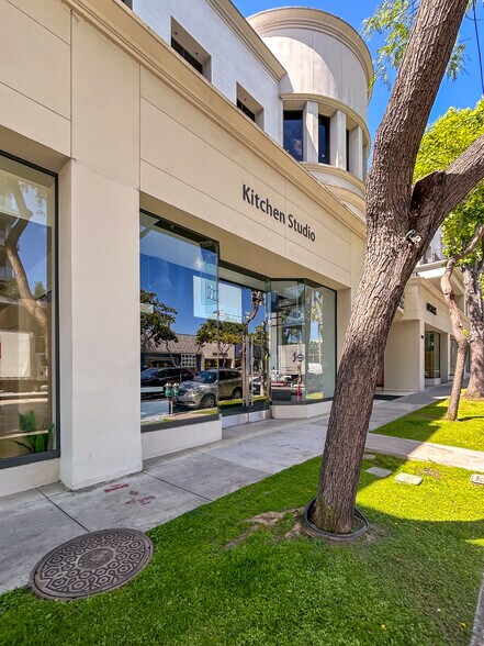 8900-8920 Beverly Blvd, West Hollywood, CA à louer - Photo du bâtiment - Image 2 de 5