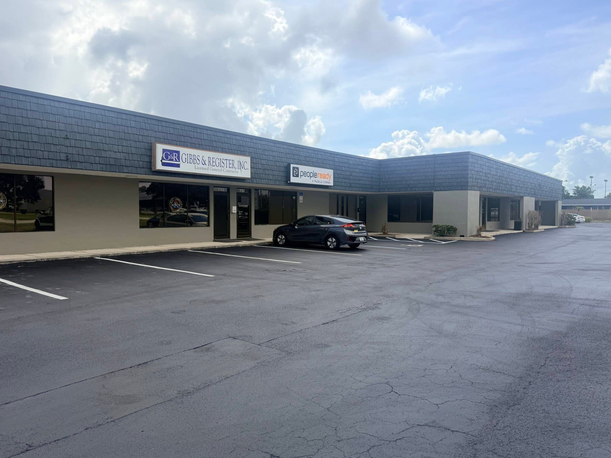 725-765 S Apollo Blvd, Melbourne, FL for lease Building Photo- Image 1 of 9