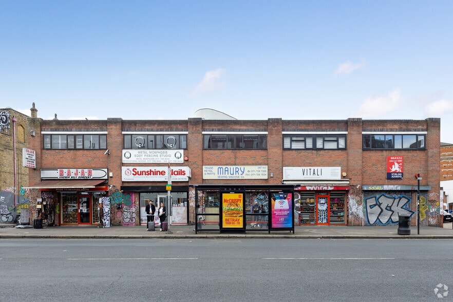 472 Hackney Rd, London for sale - Building Photo - Image 2 of 5