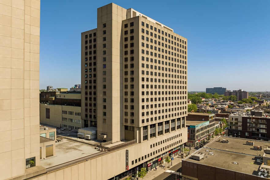 855-865 Rue Sainte-Catherine E, Montréal, QC for lease - Primary Photo - Image 1 of 16
