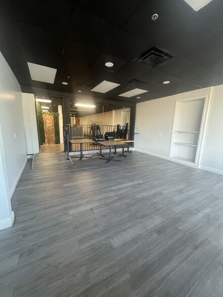 60 E Main St, Apopka, FL for lease - Building Photo - Image 3 of 7