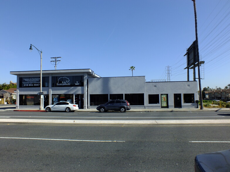 2501 Artesia Blvd, Redondo Beach, CA à louer - Photo du b timent - Image 3 de 12